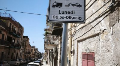 AVVISO AI CITTADINI – MODIFICA ISTITUZIONE DIVIETO DI SOSTA NELLA VIA VENUTI. NUOVO ORARIO DALLE 8:00 ALLE 9:00 PER ATTIVITÀ PERIODICA DI SPAZZAMENTO MECCANICO, PER LA PULIZIA MEDIANTE L’USO DI SPAZZATRICE AMBO I LATI